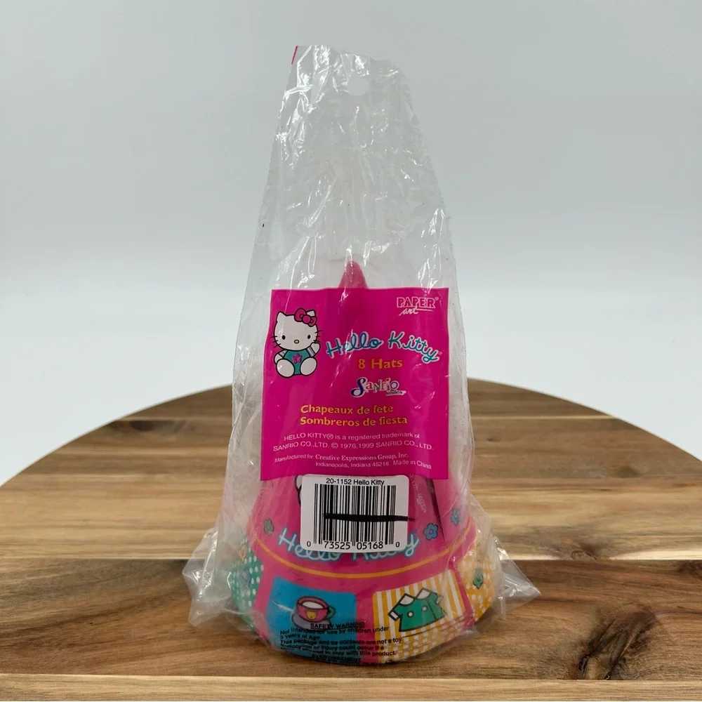 NIP VTG Hello Kitty Sanrio Paper Birthday Party Hats 1999 DEADSTOCK NOS *READ*